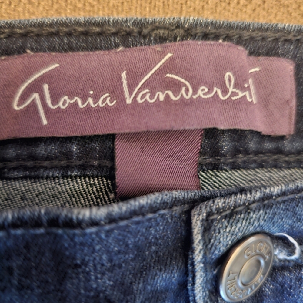 Gloria Vanderbilt Amanda Dark Wash Straight Leg Jeans Size 6 - Picture 2 of 12